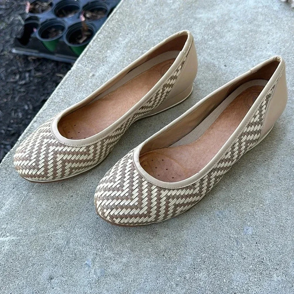 Nurture Size 10 Wedges - Picture 1 of 4